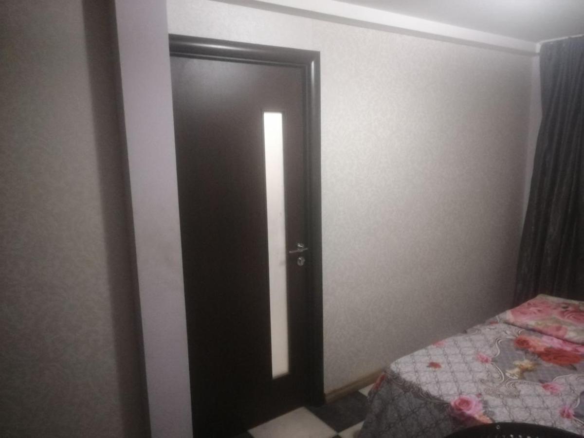 Sev Group Hostel Єреван Екстер'єр фото